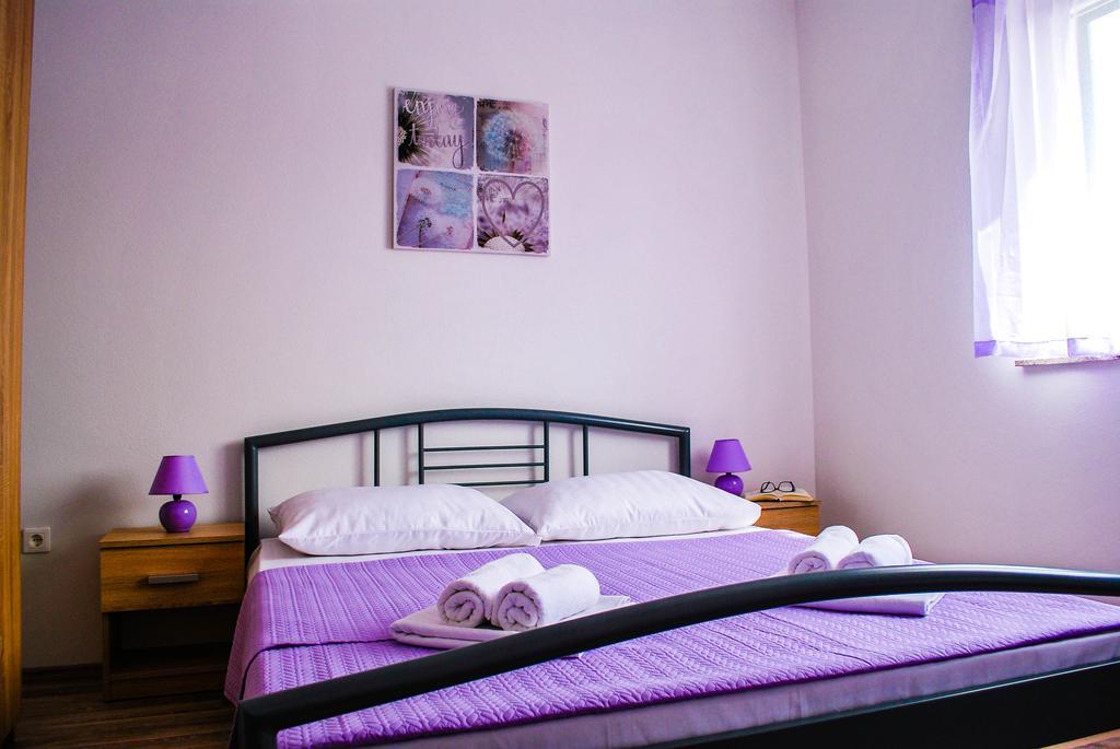 Smart Apartments Бродарика Екстериор снимка