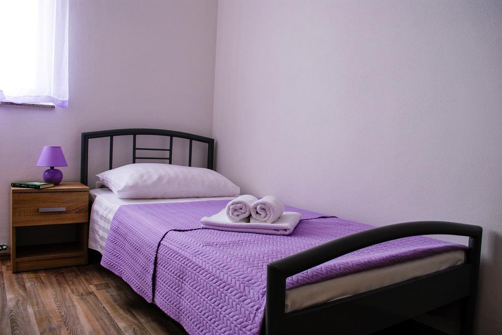 Smart Apartments Бродарика Екстериор снимка